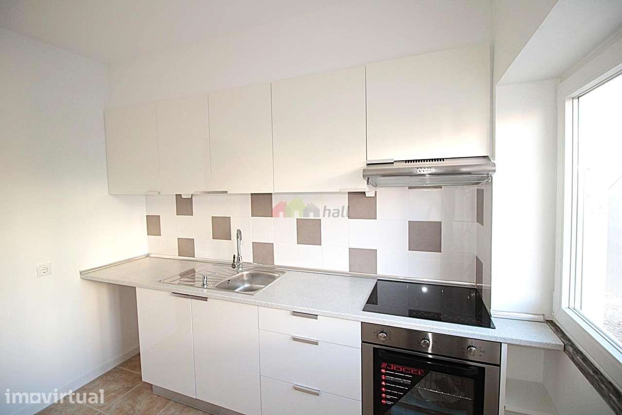Apartamento T4 na Cruz de Pau - Amora - Grande imagem: 2/25