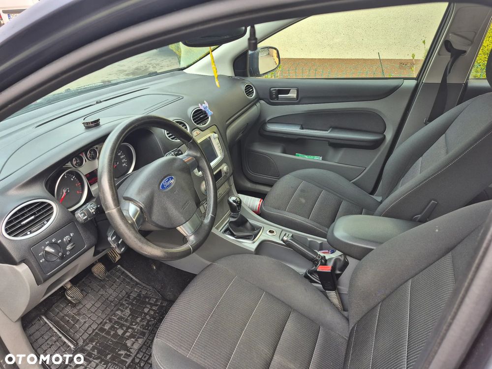 Ford Focus - 12