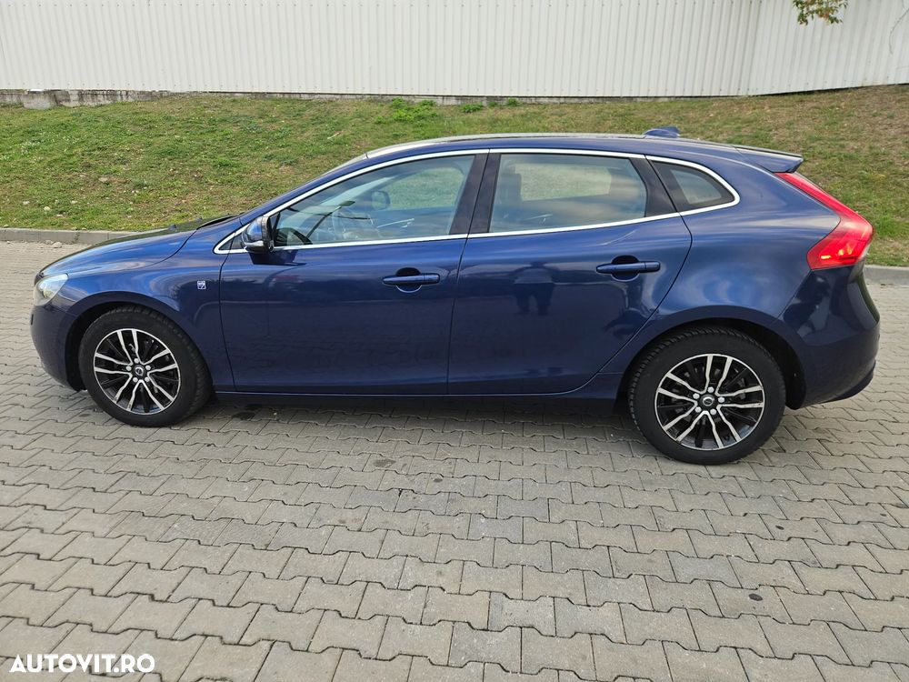 Volvo V40 D2 Ocean Race - 17