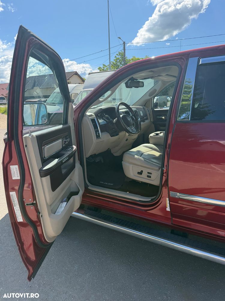 Dodge RAM - 8