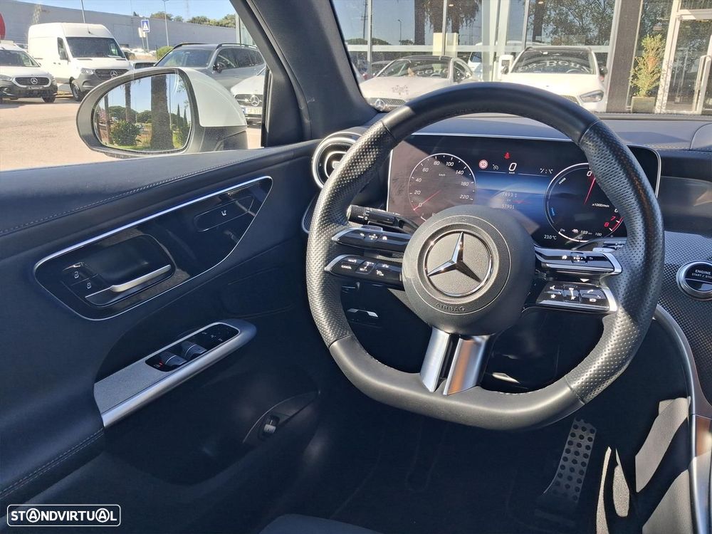 Mercedes-Benz GLC 300 e Coupe 4Matic - 16