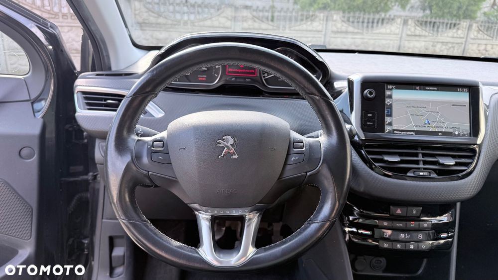Peugeot 208 82 VTI Allure - 19