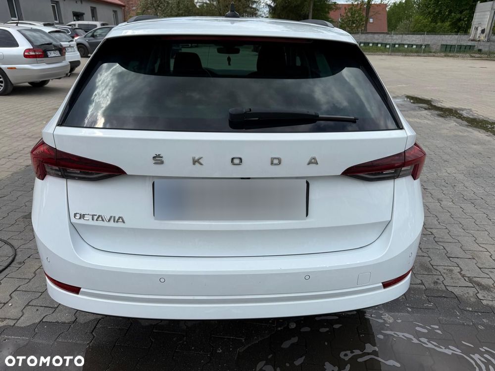 Skoda Octavia 2.0 TDI Drive DSG - 4