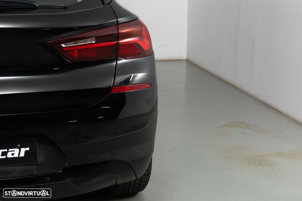 BMW X2 25 e xDrive GoldPlay - 22
