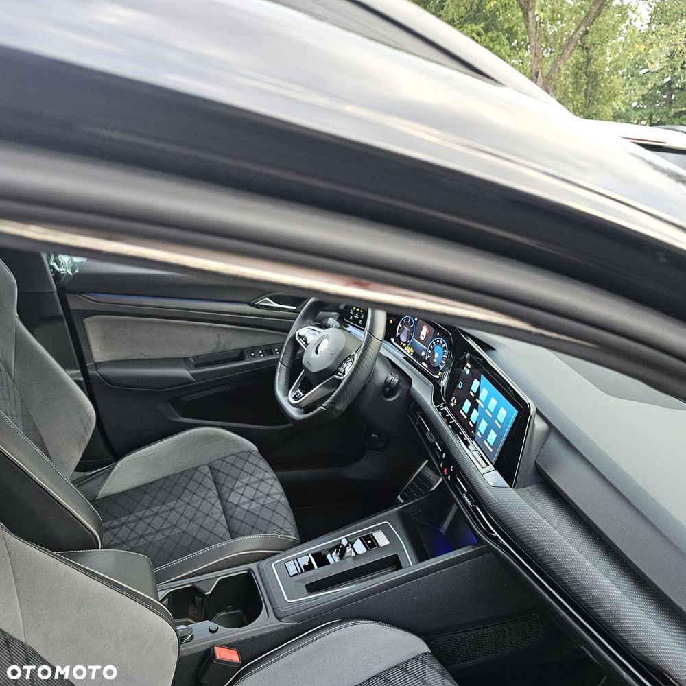 Volkswagen Golf - 6