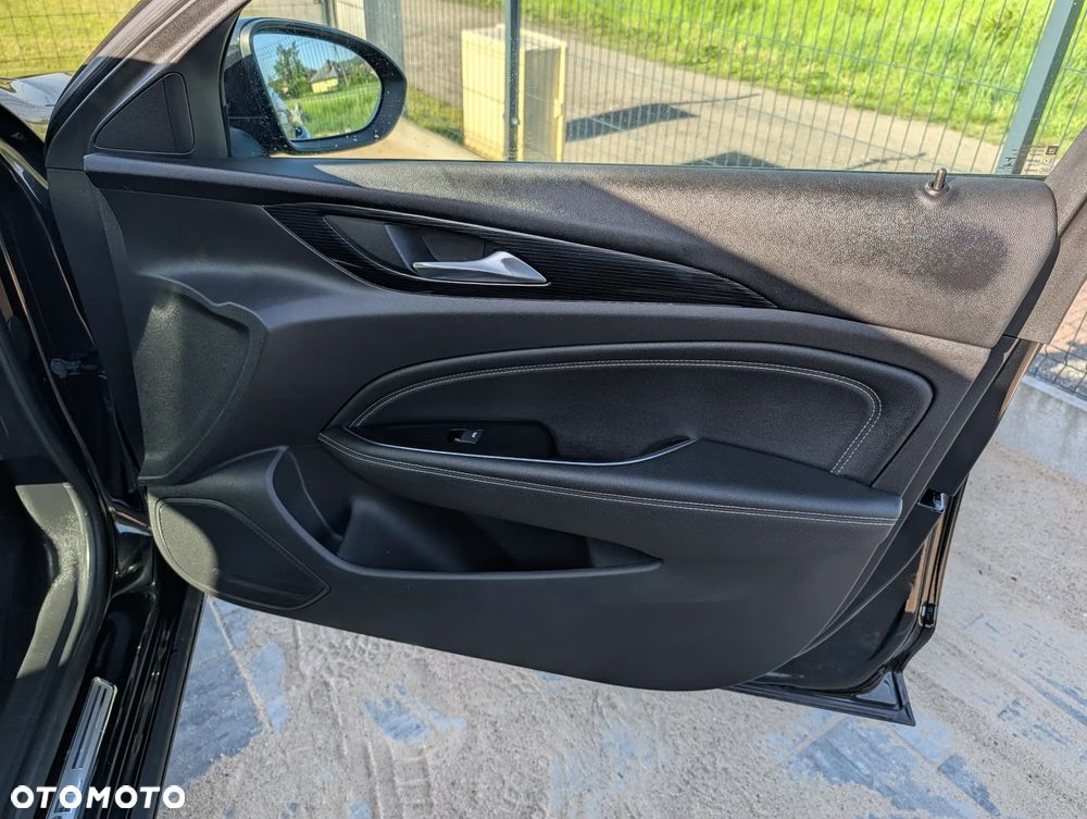 Opel Insignia 1.5 T GPF Innovation S&S - 22