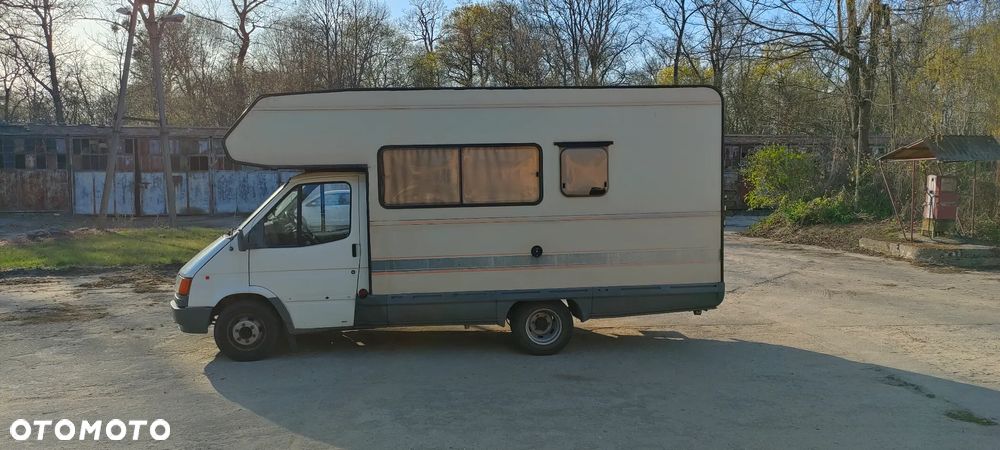 Ford Transit 2.5 D - 13