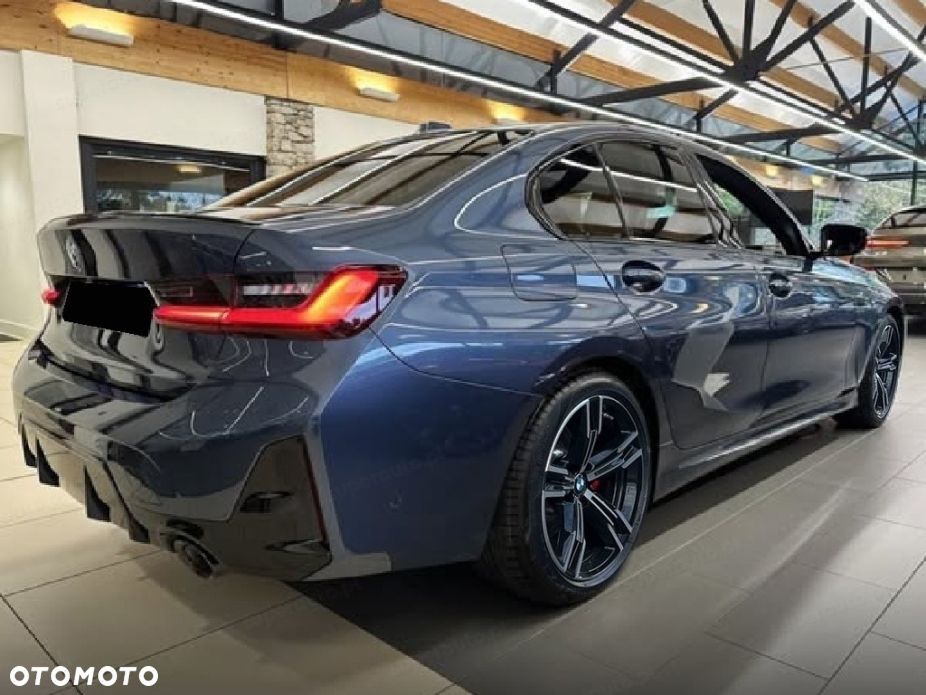 BMW Seria 3 320i xDrive M Sport sport - 3