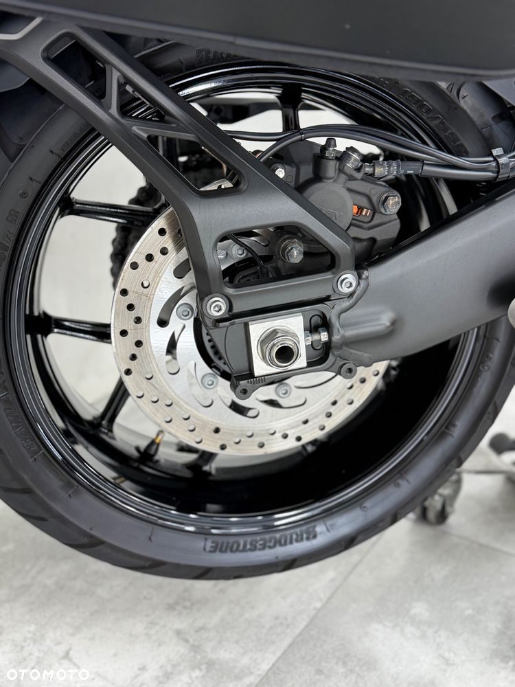 Yamaha NIKEN - 13