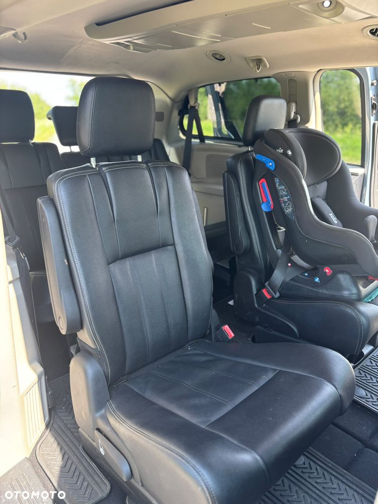 Chrysler Town & Country 3.6 Touring - 9