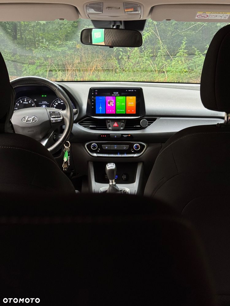 Hyundai i30 1.5 DPI Comfort - 10