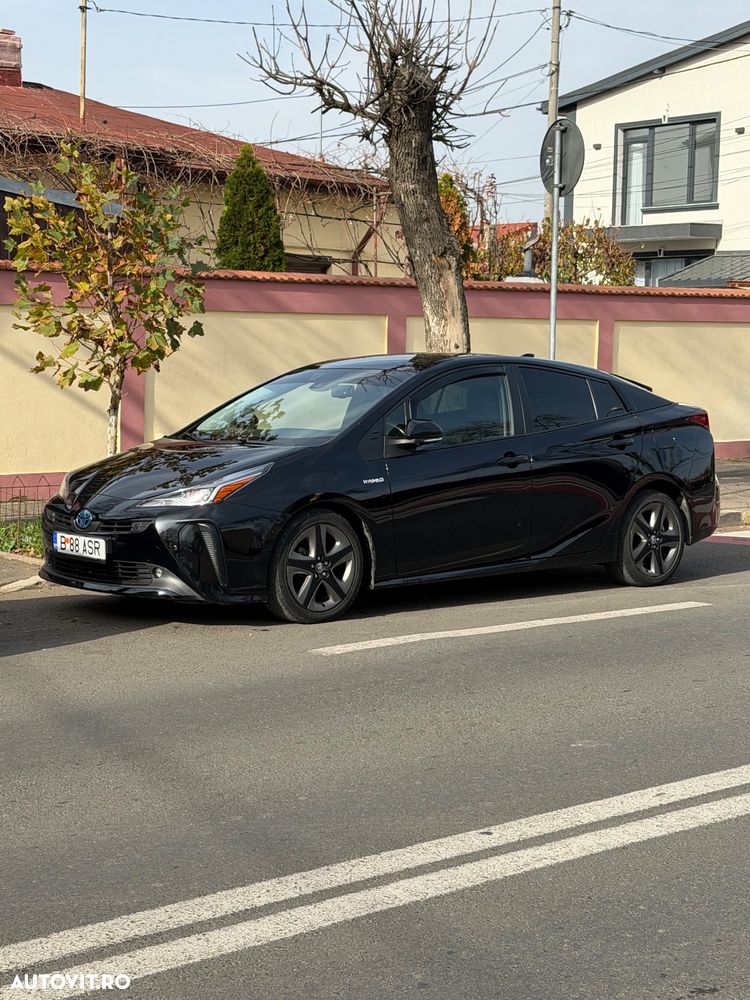 Toyota Prius 1.8 HSD Exclusive Plus - 11
