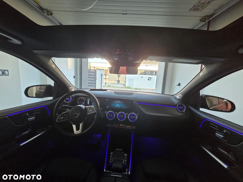 Mercedes-Benz Klasa B 220 4-Matic Style 7G-DCT - 36
