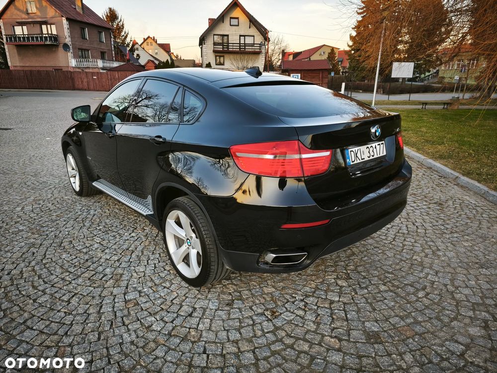 BMW X6 xDrive50i Edition Exclusive - 7