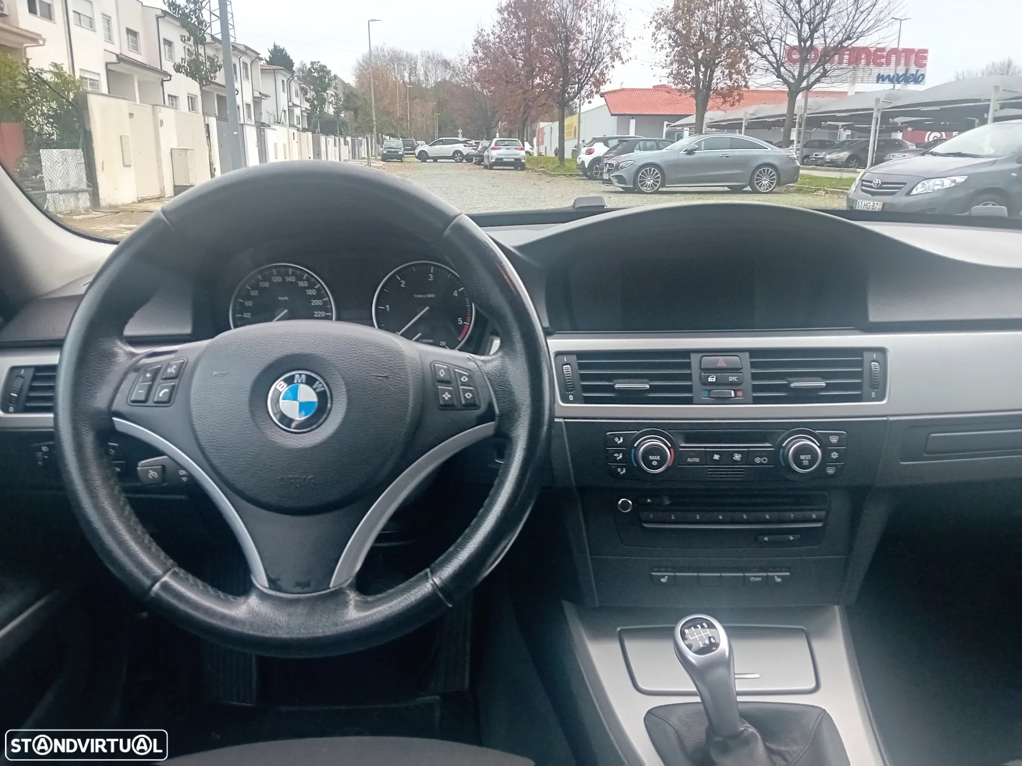 BMW 318 d Touring Navigation - 9