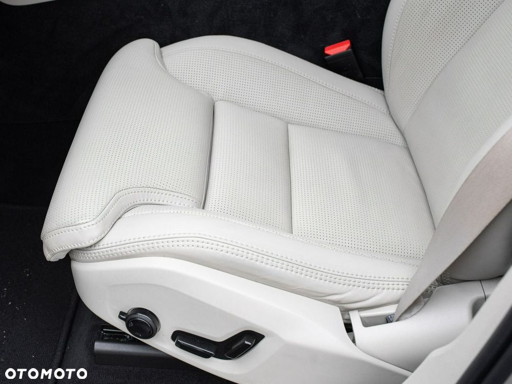 Volvo XC 60 - 11