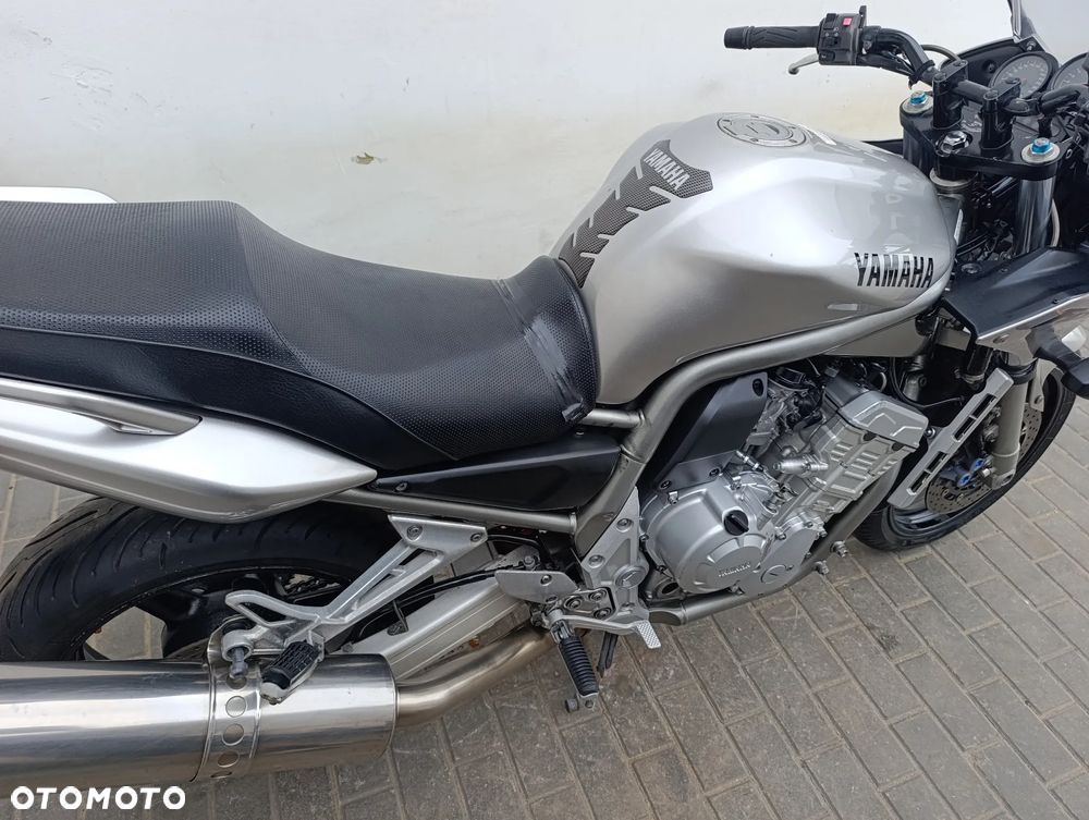 Yamaha FZS - 23