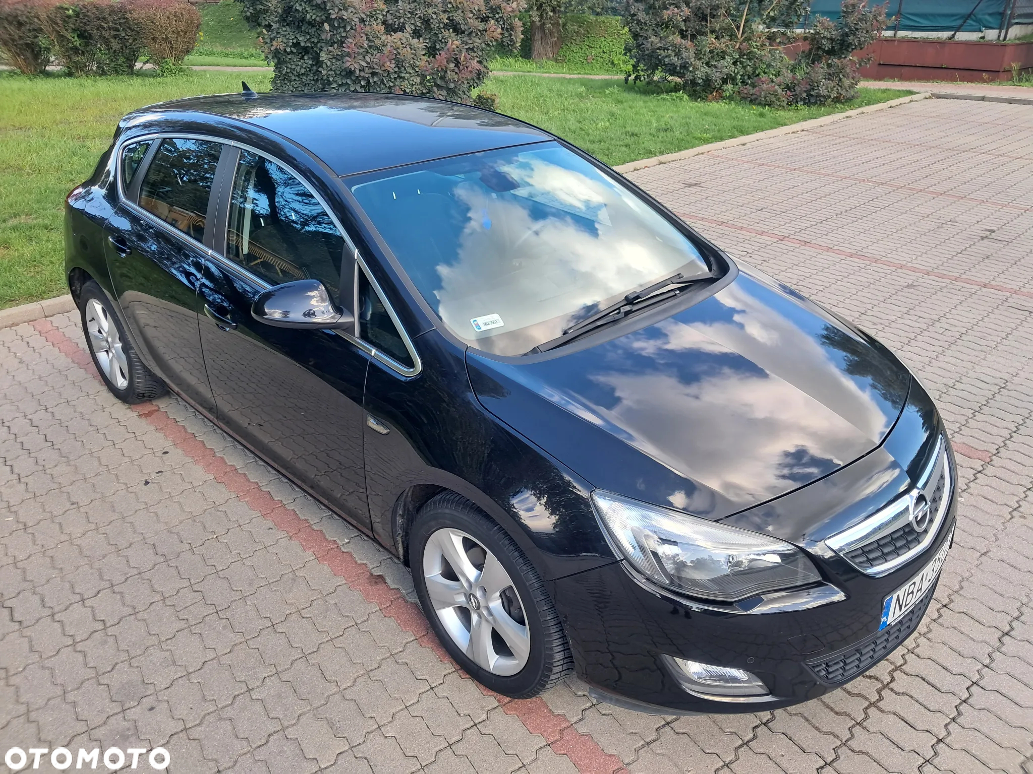 Opel Astra IV 1.4 T Cosmo - 4