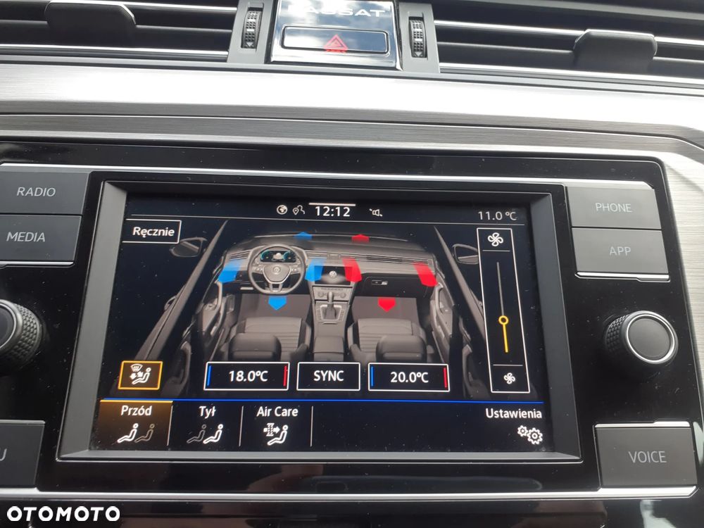 Volkswagen Passat - 15