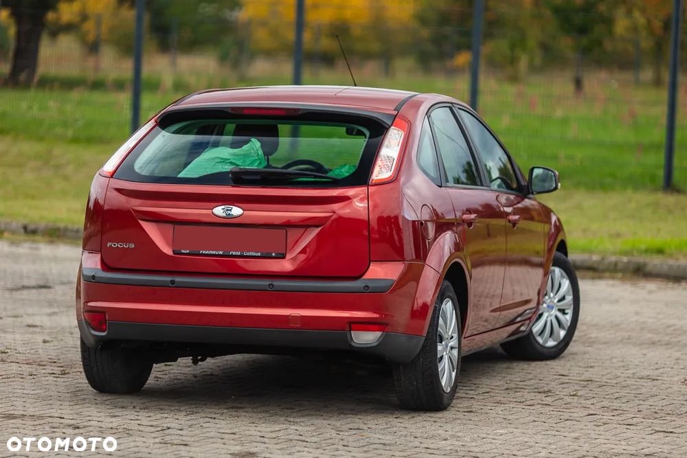 Ford Focus 1.6 16V Style+ - 16
