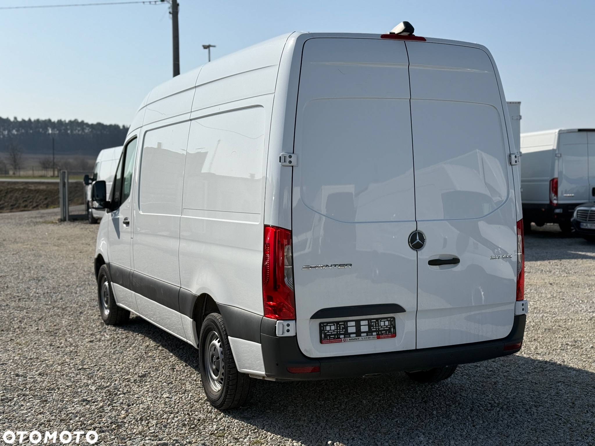 Mercedes-Benz Sprinter 317 CDI /L2H2 średniak/LED/Prawie Nowy/Navi/Klima/Kamera/bdb stan - 10