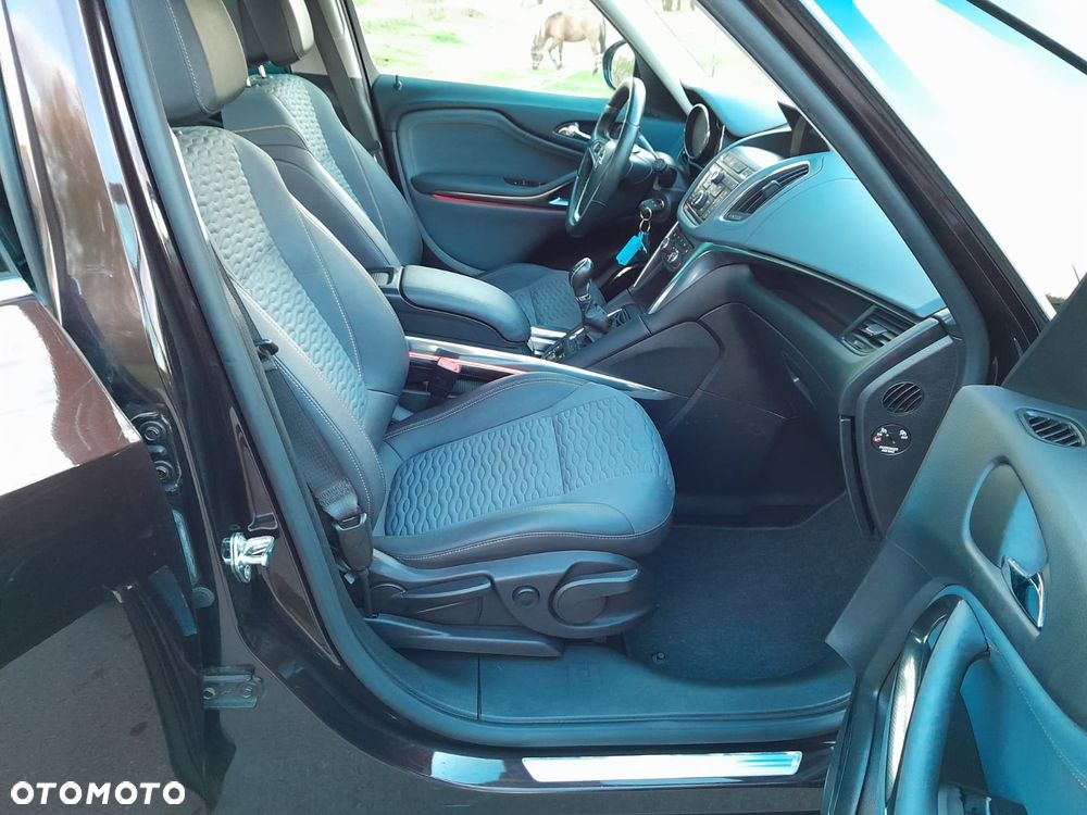 Opel Zafira Tourer 2.0 CDTI Innovation - 6