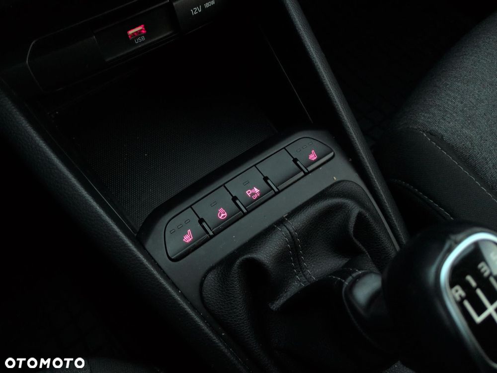 Kia Stonic 1.0 T-GDI M - 14