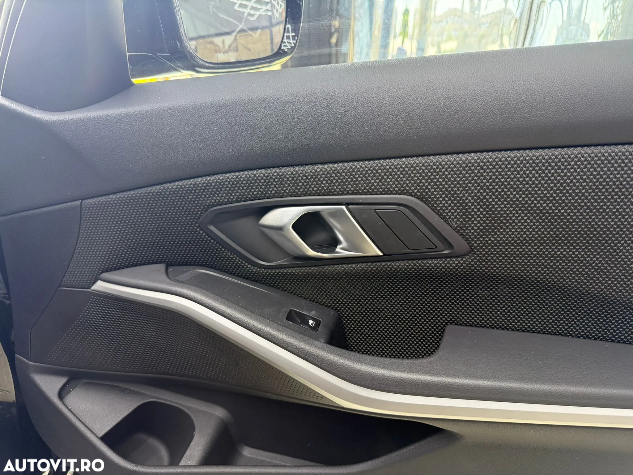 BMW Seria 3 320d xDrive AT MHEV - 30