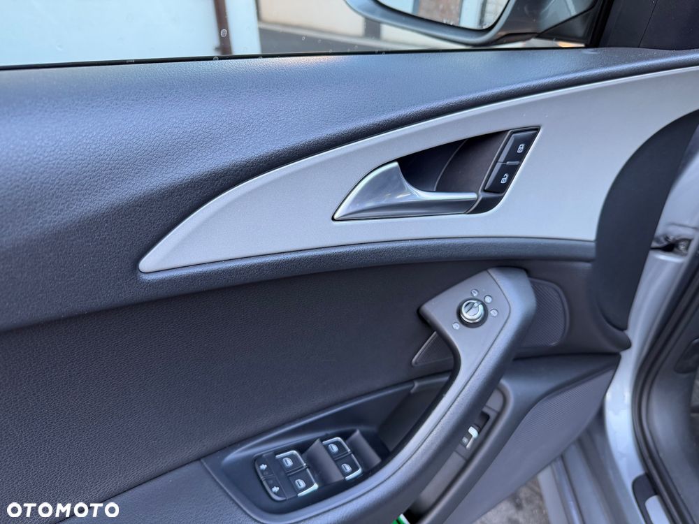 Audi A6 Avant 3.0 TDI S tronic - 13