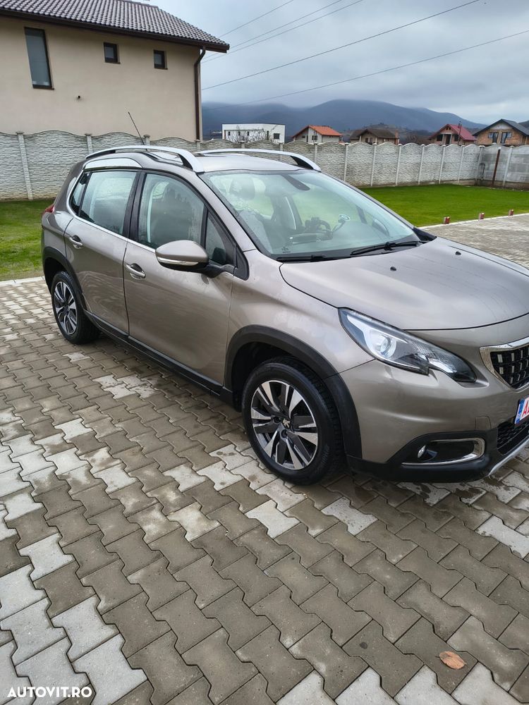 Peugeot 2008 1.2 PureTech Turbo EAT6 S&S Allure - 6