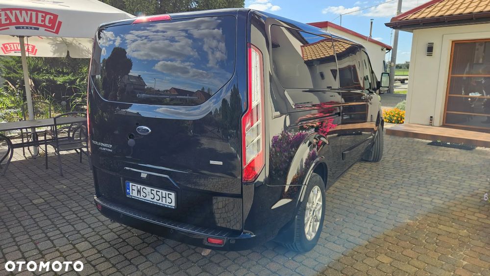 Ford Tourneo Custom - 3
