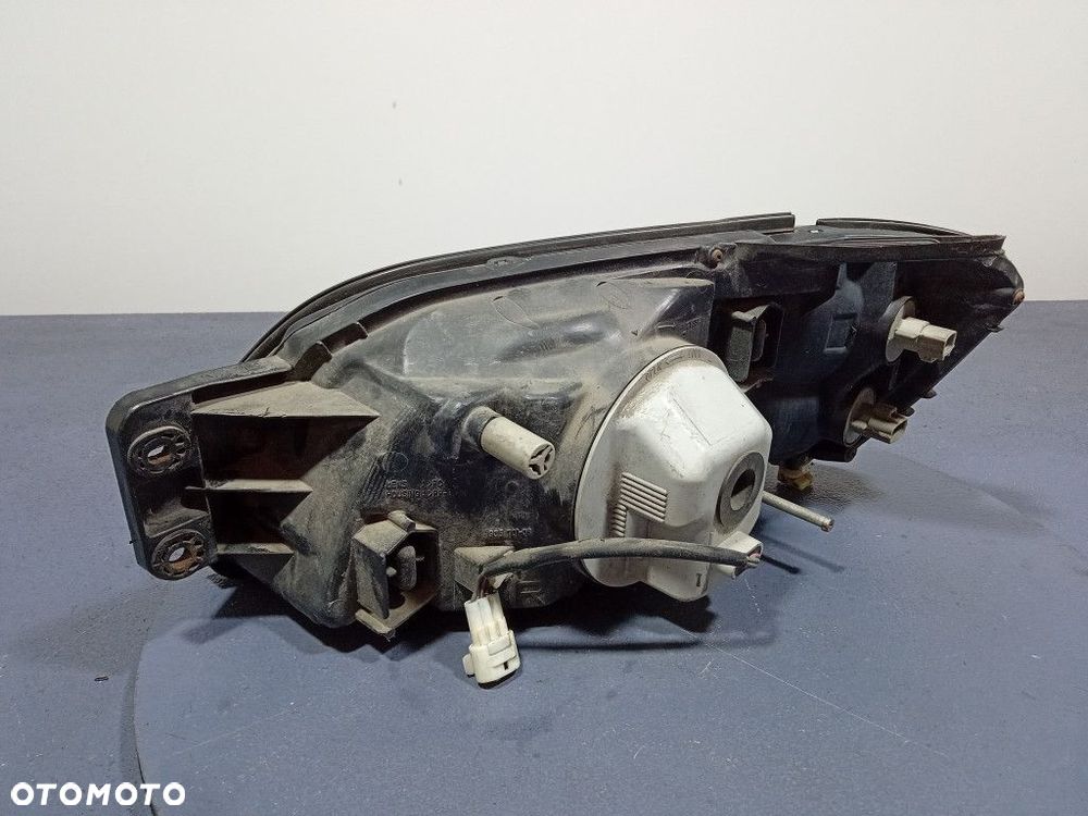 SUBARU LEGACY III BE BH 98- REFLEKTOR PRAWY USA 1EJ 935 701-02 - 3