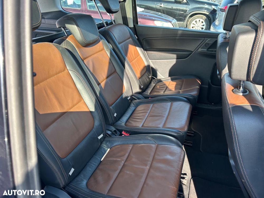 Volkswagen Sharan 2.0 TDI DSG Blue Motion Style - 16