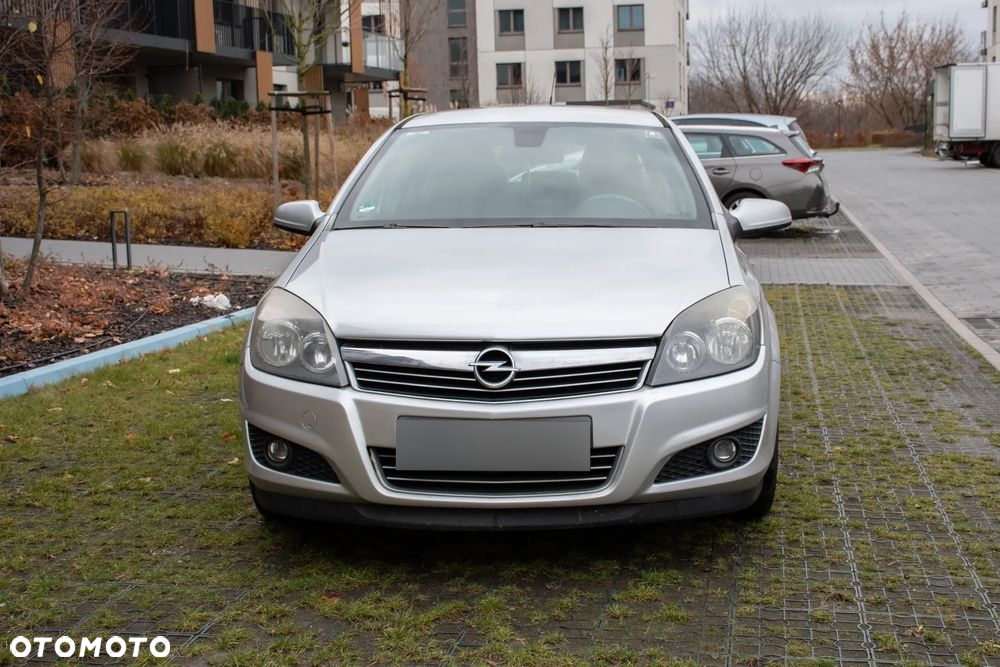 Opel Astra 2.0 Turbo Sport - 2