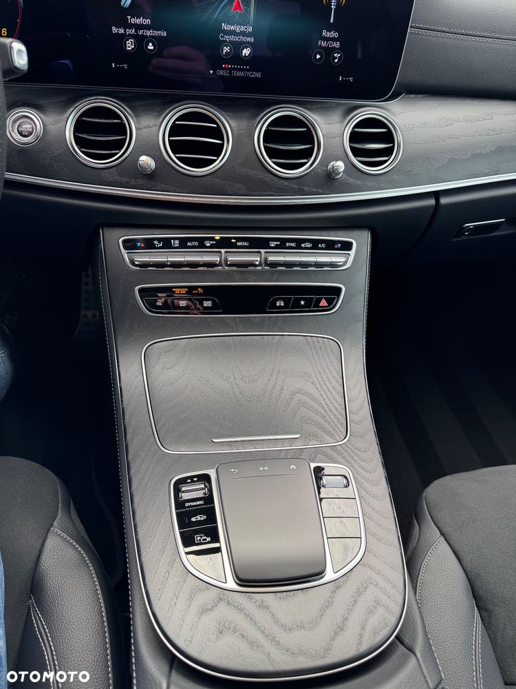 Mercedes-Benz Klasa E 220 d 4-Matic AMG - 19