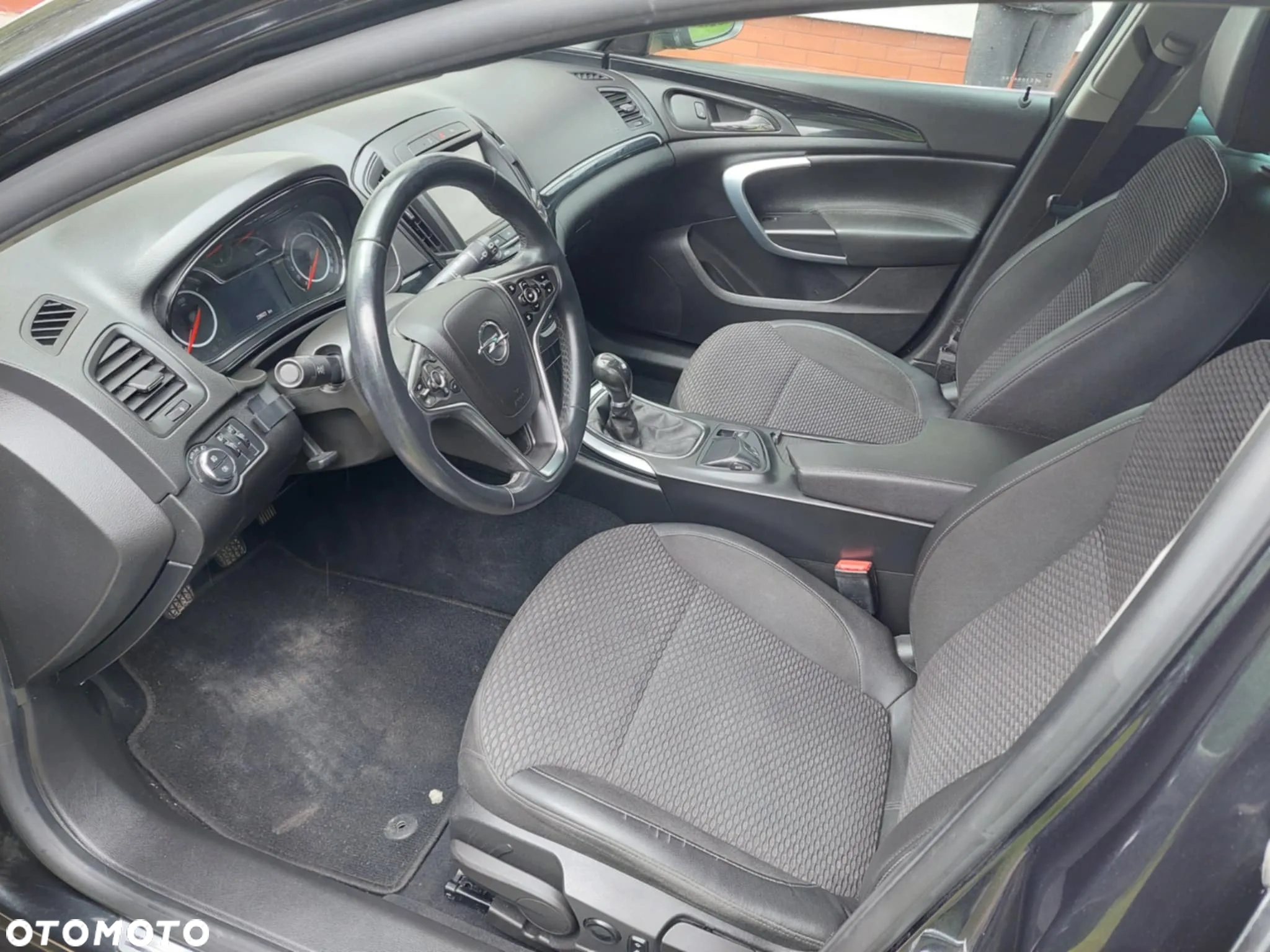 Opel Insignia - 10