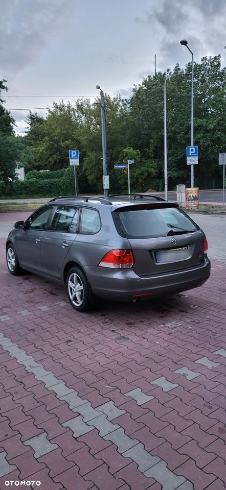 Volkswagen Golf 1.6 TDI Trendline - 5