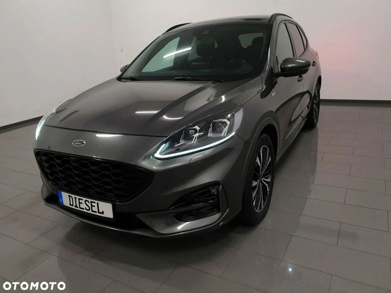 Ford Kuga 2.0 EcoBlue 4x4 ST-LINE X - 37