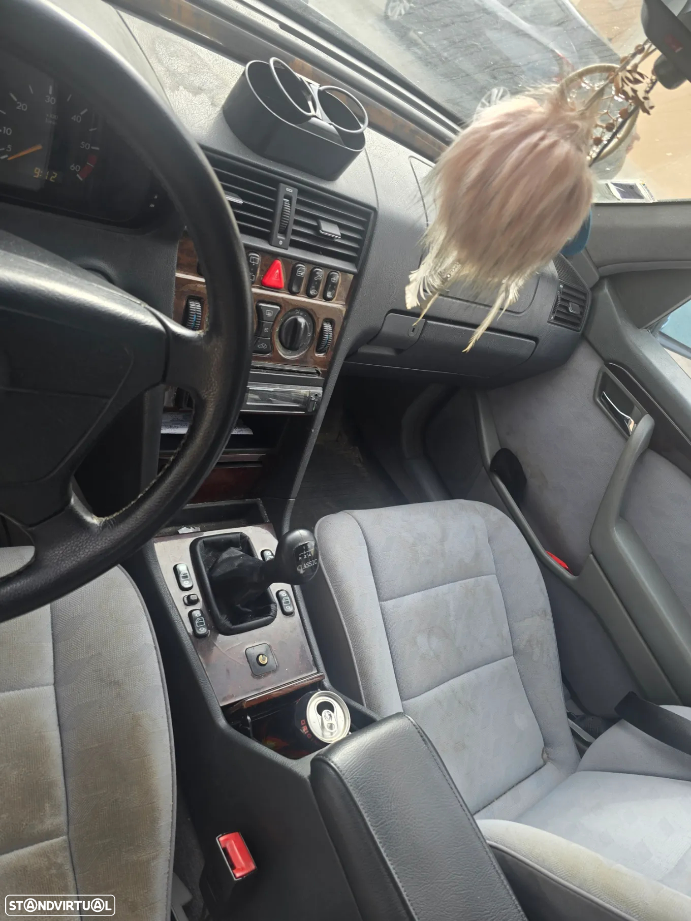 Mercedes-Benz 220 - 7
