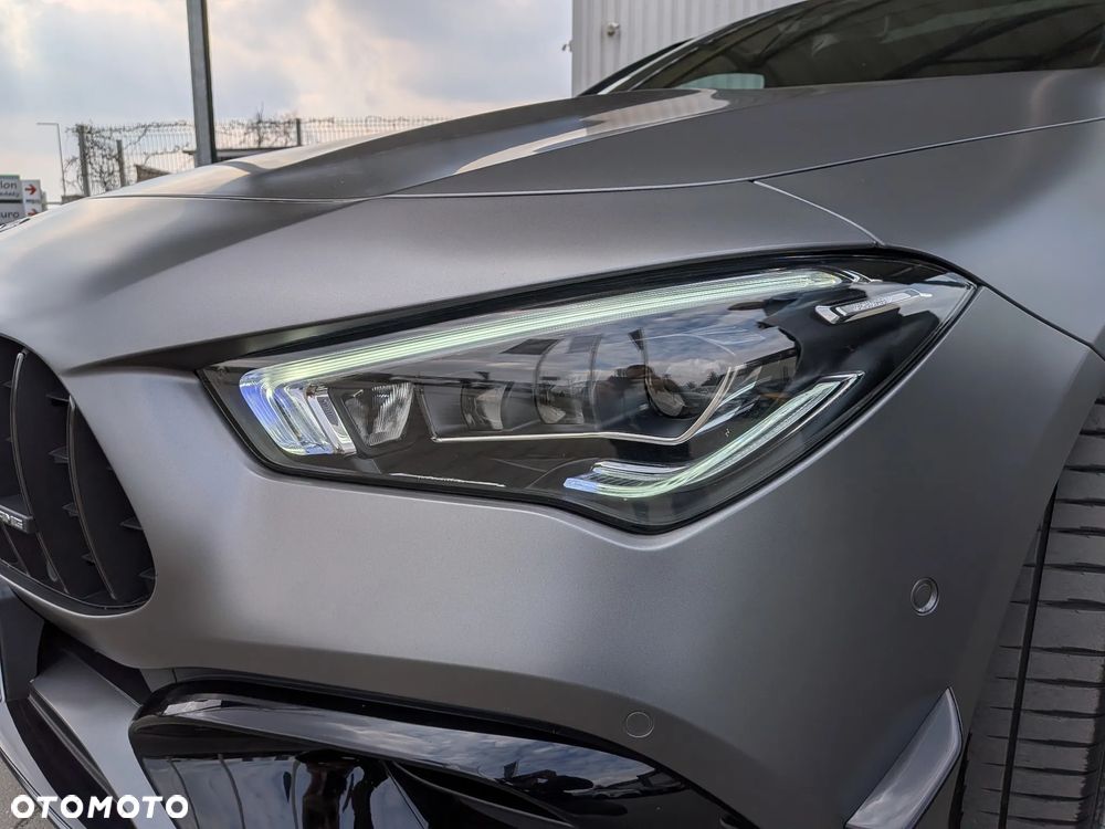 Mercedes-Benz CLA AMG 45 S 4-Matic+ 8G-DCT - 12