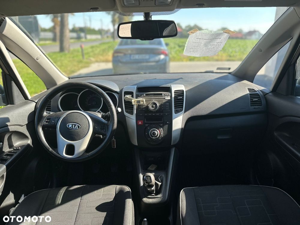 Kia Venga 1.6 CRDi M - 10