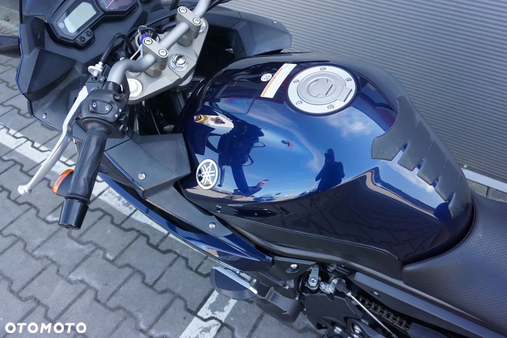 Yamaha XJ - 18