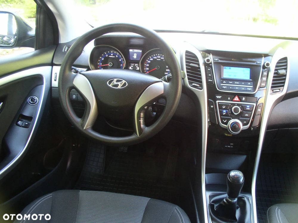 Hyundai i30 blue 1.4 Classic - 6