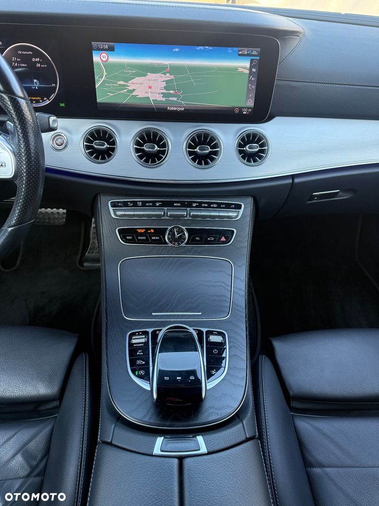 Mercedes-Benz Klasa E 220 d 9G-TRONIC AMG Line - 30
