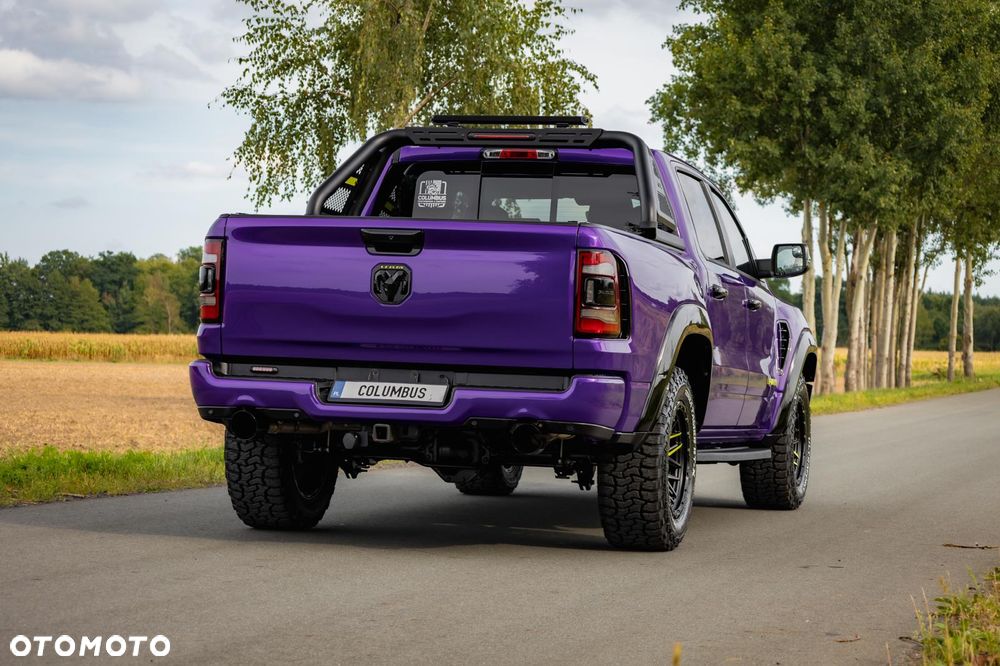 RAM 1500 5.7 Crew Cab Bighorn - 9
