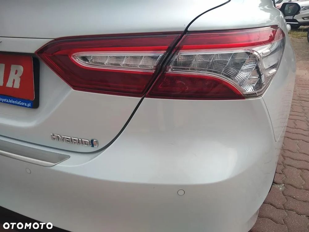 Toyota Camry ver-2-5-hybrid-executive-cvt - 35