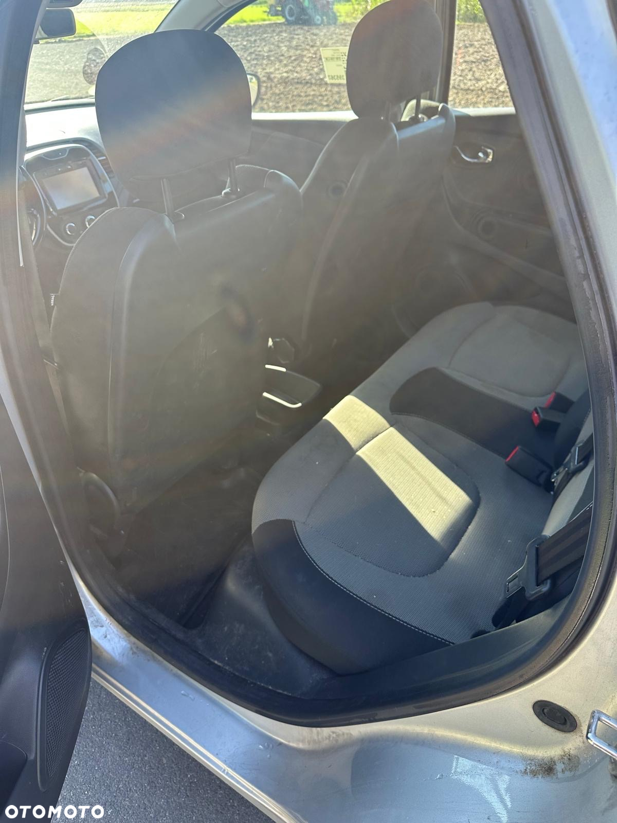 Renault Captur (ENERGY) dCi 90 INTENS - 8