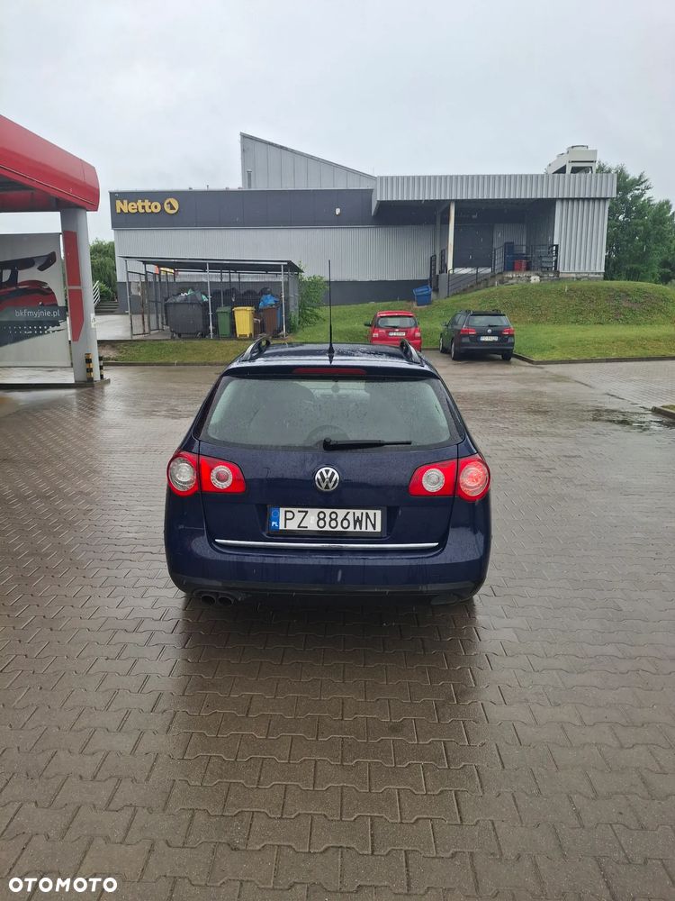 Volkswagen Passat 2.0 TDI Comfortline DSG - 15