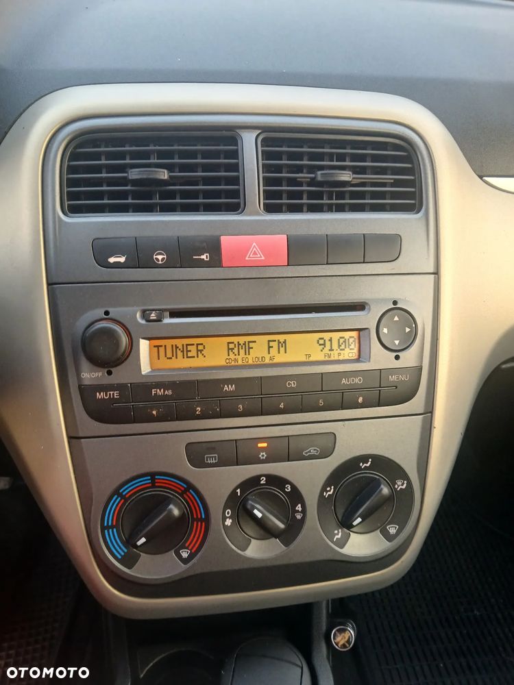 Fiat Punto - 24