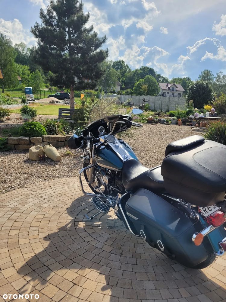 Harley-Davidson Touring Road King - 32